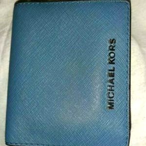 COPY - Michael Kors wallet